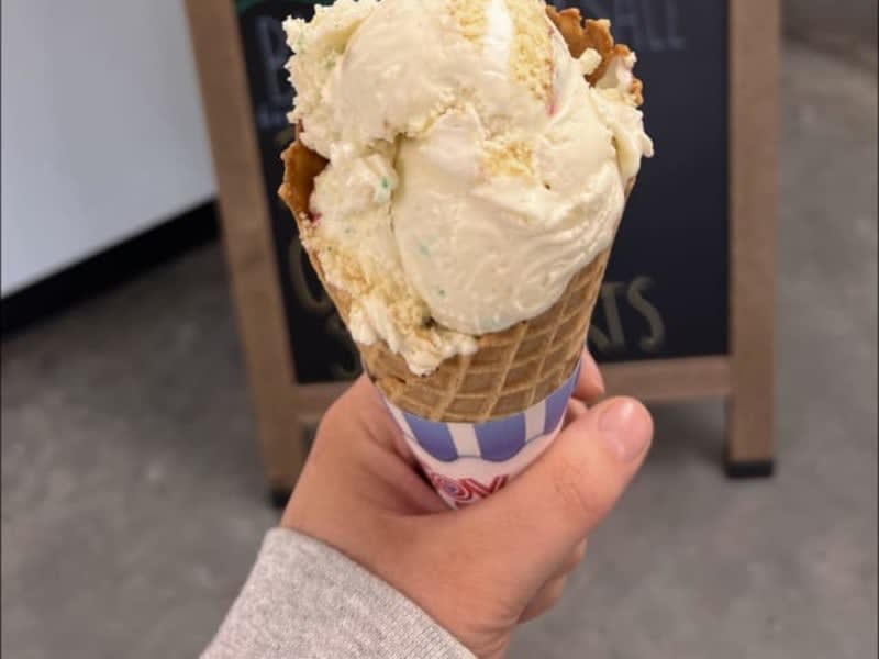 Goode's Riverside Creamery thumbnail 5