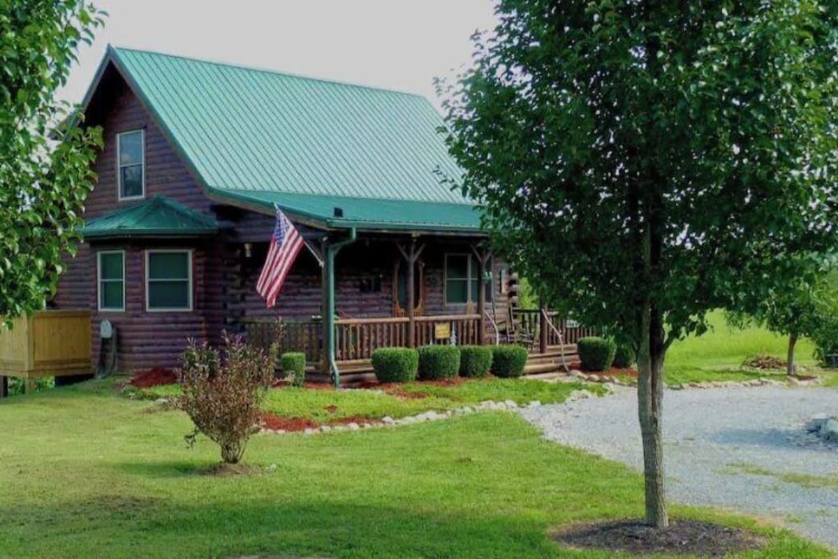 Sandy Acres Big Cabin